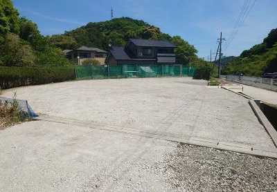 上富田町岩田の売土地166坪